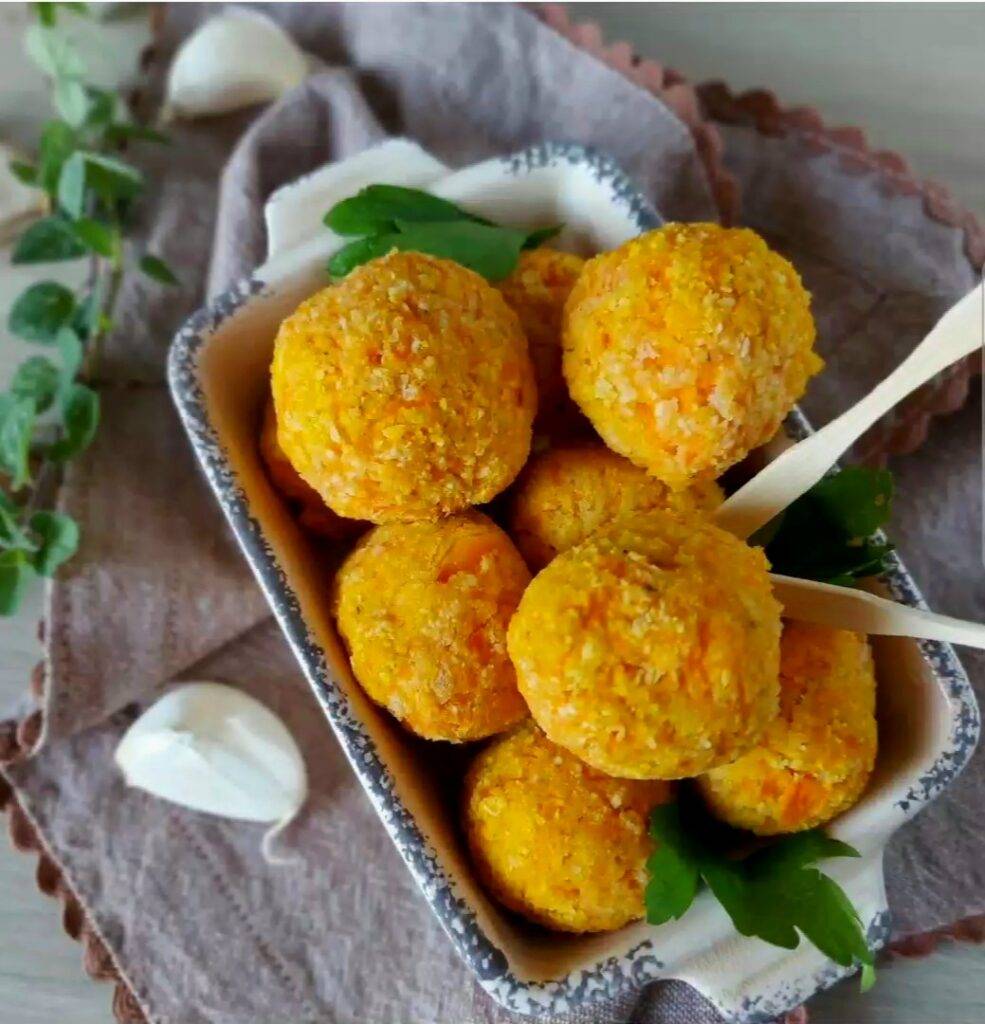 POLPETTE DI ZUCCA CON AGLIO DOLCE ARROSTITO